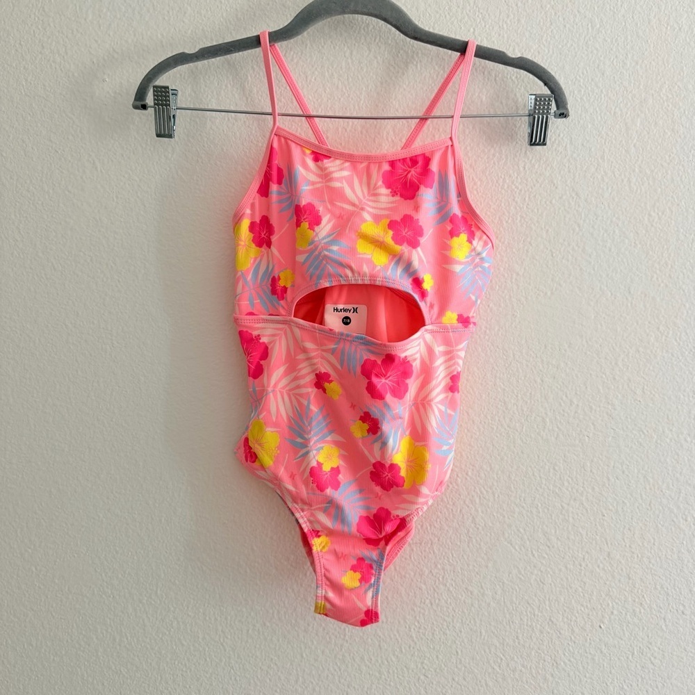 Hurley Girls Floral Cut Out One Piece Swimsuit Bathing Suit Pink 7/8